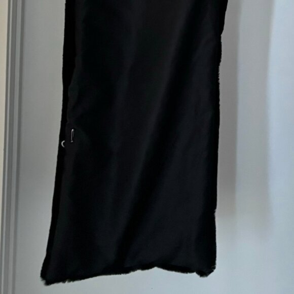(SOLD) Faux Fur (5 feet long!) - Picture 5 of 6